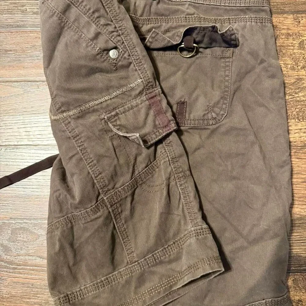 lei vintage brown